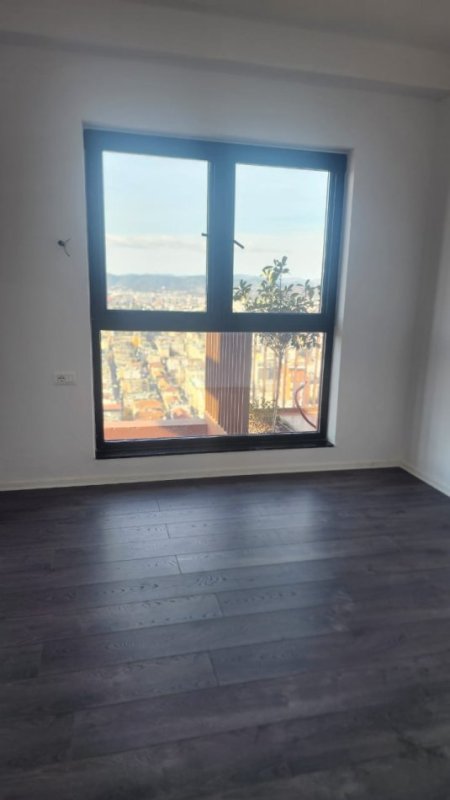 Ekskluzive: Apartament 3+1 Me Post Parkimi Per Shitje, Kompleksi Tirana Garden Building