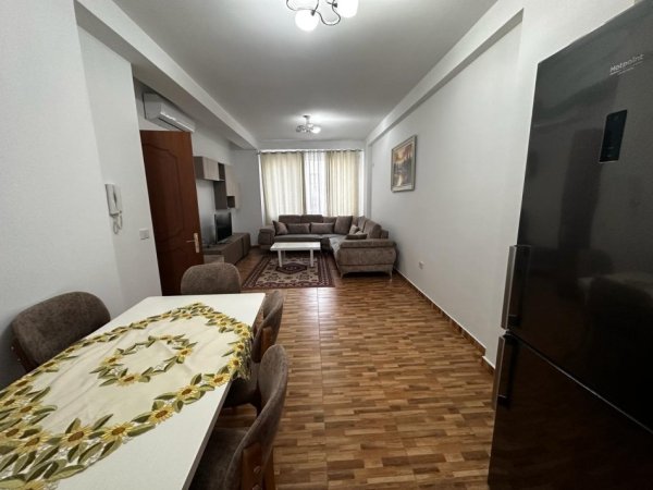 Qera, Apartament 2+1, Yzberisht,Tirane 400 euro