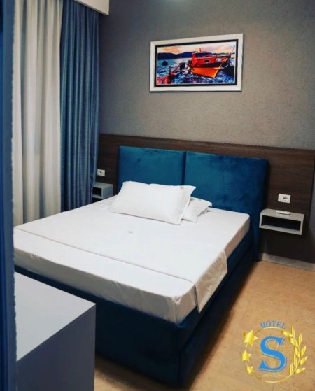 📍Jepet Hotel me Qera Shkembi Kavajes kapaciteti 20 dhoma,Vija e pare e detit ☎️069 23 87 400