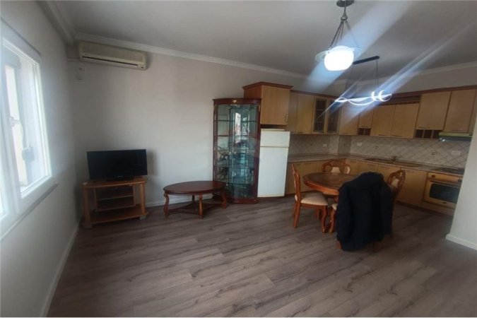 Shitet apartament 1+1 te rruga 'Ndre Mjeda', 130'000 Euro