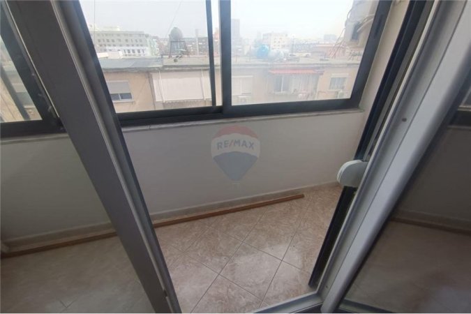 Shitet apartament 1+1 te rruga 'Ndre Mjeda', 130'000 Euro