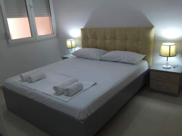 Sarande, jap me qera apartament ne plazh Kati 2, 75 m² 50 Euro/nata (Rruga Butrinti , Rezidenca Bougainville)