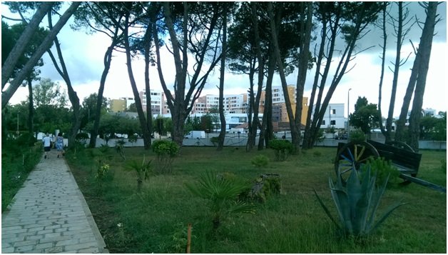 Durres, jap me qera apartament ne plazh Kati 1, 77 m² 20 Euro (Kompleksit Rotondo, perball Resortit Tropikal)