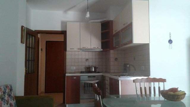 Durres, jap me qera apartament kati 4, 65 m²/20 euro/nata(Golem)