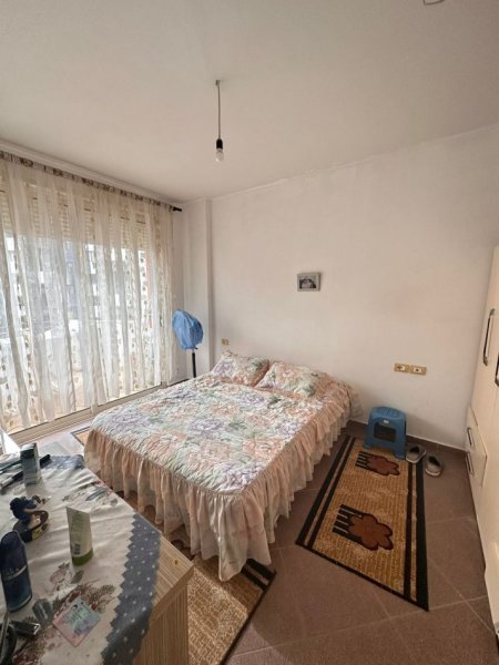 Shitet, Apartament 2+1, Unaza e Re, Tiranë.