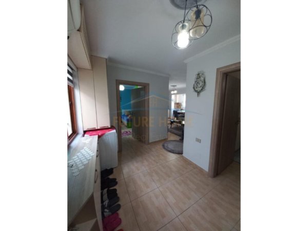Shitet, Apartament 2+1,Transballkanike,Vlorë.RV39557