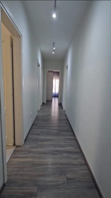 📢 Apartament 3+1 me Qera, te Kompleksi Delijorgji, sip.127 m2🔑