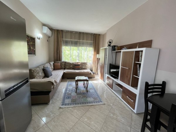 Qera, Apartament 1+1, Rruga e Kavajës, Tiranë - 600€ | 74 m²