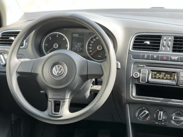 VW POLO 1.2 NAFTE 👉 2013 👈 KAMBIO MANUALE , 5850 EURO