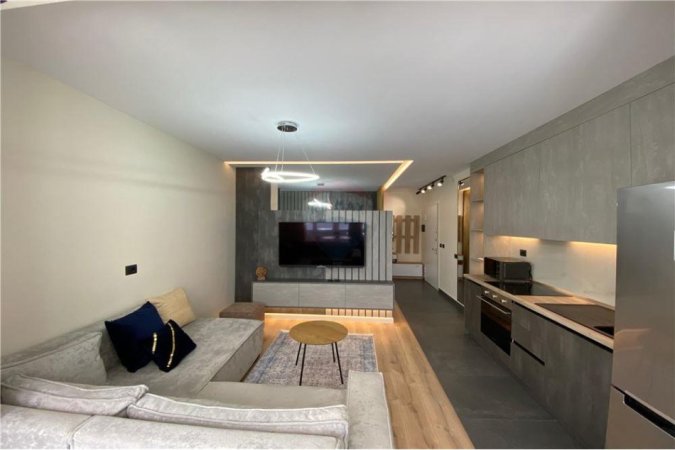 ~Apartament Me Qira Pazari i Ri 1+1~ 600 EURO