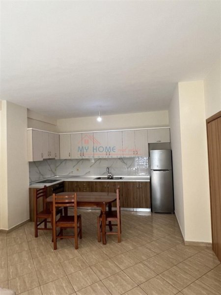 Apartament 1+1 me qera tek Kodra e Diellit ne Tirane(Fatjana)