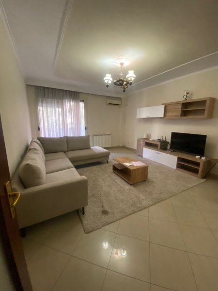 Apartament 1+1 me qira prane Nobis Liqeni Artificial Tirane!!