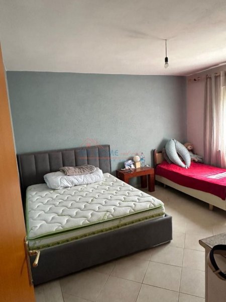 Apartament 1+1 Me Qira tek Pediatria E Femijve(Fatjana)