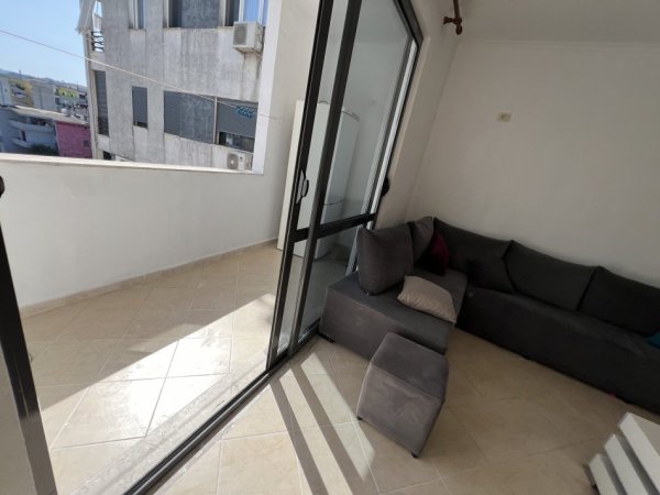 Shitet apartament 1+1 te Ardeno prane QTU  72 m2 ,72.000 euro mundesi blerje me Kredi