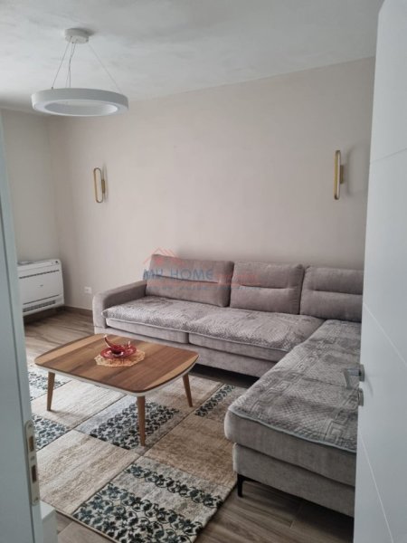 Apartament 2+1 me qira tek 21 Dhjetori ne Tirane