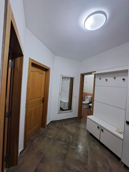 Qira Apartament 1+1, me ballkon, Kopshti Botanik, 450 euro
