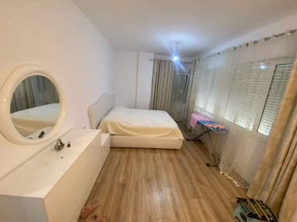 Shitet, Apartament 3+1+2, Rruga e Dajtit, Tiranë - 110,000€ | 147m²