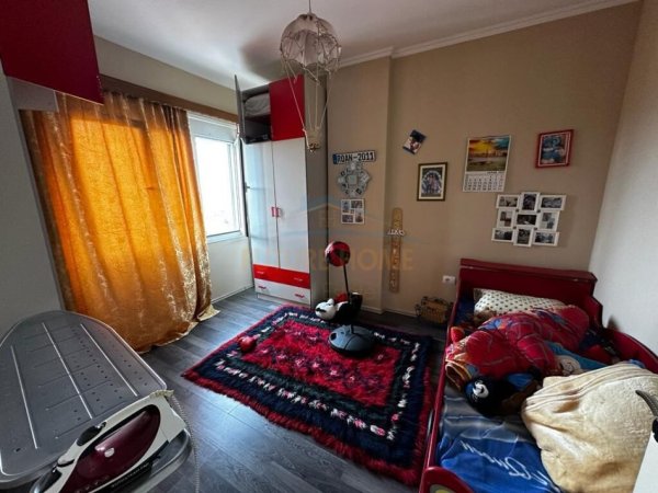 Shitet, Apartament 2+1, Fresk, Tiranë.