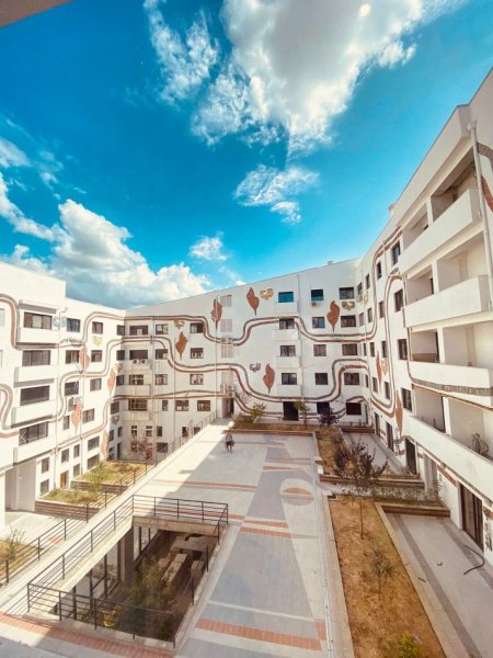 Shitet, Duplex 3+1+2, Rezidenca Kodra e Diellit 2, Tiranë.