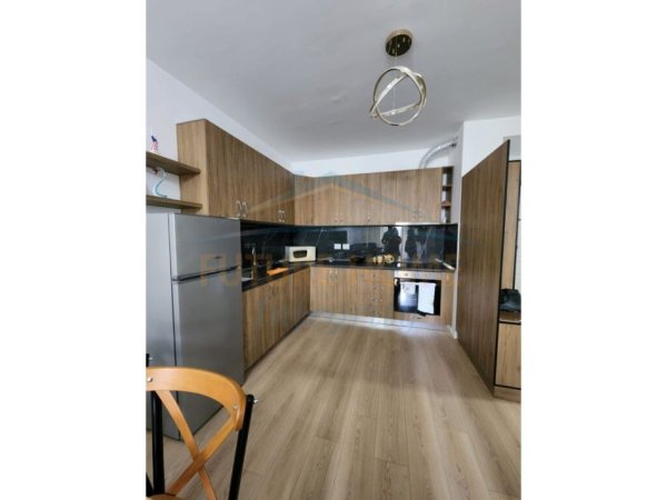 Qera, Apartament 1+1+Post Parkimi ,Garden Residence Turdiu 500 €