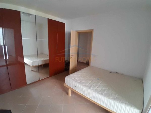 Qera, Apartament 2+1 në Fresk, Tiranë250 €