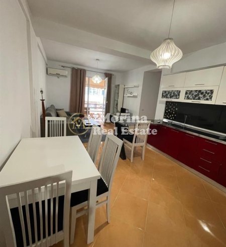 Qera Apartament,Astir 2+1+2 , 480 Euro