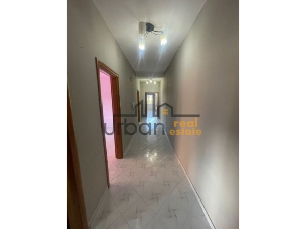 Shitet, Apartament 2+1, Komuna e Parisit, Tiranë - 165.000€ | 103 m²