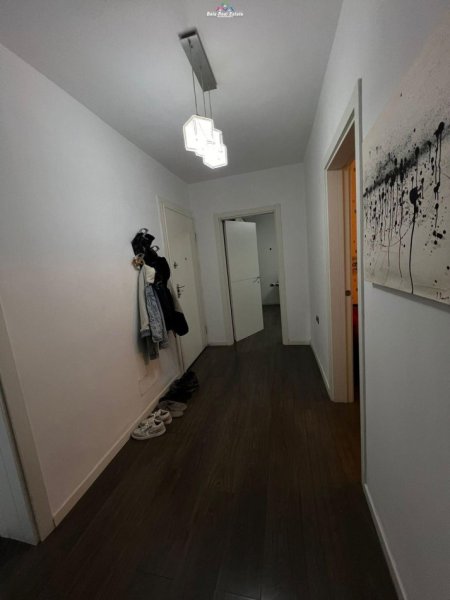 Apartament Ne Shitje 2+1 Ne Bllok (ID B121160) Tirane.