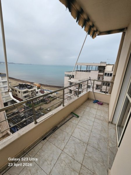 📍Shitet Apartamenti 3+1 Plazh Durrës 145000 euro.Pista Kosova☎️069 23 87 400