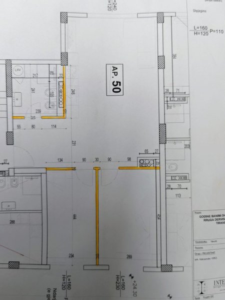 Apartament 2+1 ndodhet në zonën e Pazarit te Ri dhe pranë Shkollës se Kuqe 88.9 m²,  kati 7, 152.000 € - PA KOMISION