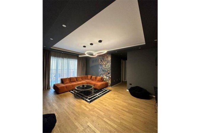 Tirane, jepet me qera apartament 2+1+Ballkon, Kati 4, 108 m2 1,200 € (Rruga Kavajes Delijorgj)