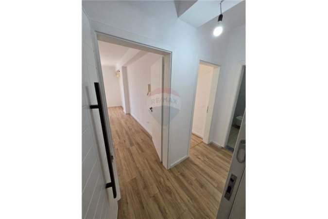 Tirane, shitet apartament 1+1+Aneks, Kati 4, 71 m2 120,000 € (Riza Cerova - Rruga e Dibrës - Shkolla e Kuqe)