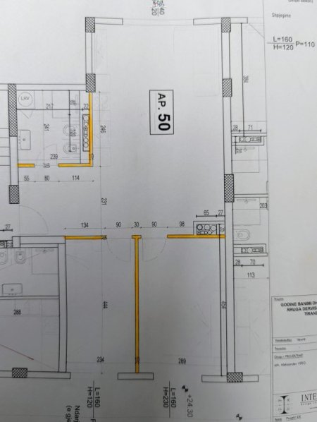 Tirane, shes apartament 2+1 Kati 7, 89 m² 152.000 Euro (shkolla e kuqe)