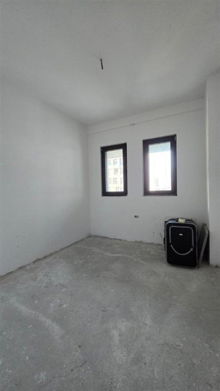 Tirane, shitet apartament 2+1+Ballkon, Kati 7, 120 m2 240,000 € (Rruga Kavajes)