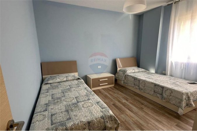 Tirane, shitet apartament 2+1+Ballkon, Kati 2, 91 m2 165,000 € (Ferit Xhajko)