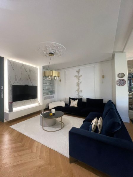 Tirane, shitet apartament 2+1, Kati 1, 100 m2 600,000 € (Herman gmeiner)