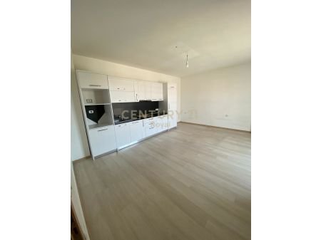 Tirane, jepet me qera apartament , Kati 7, 69 m2 450 € 