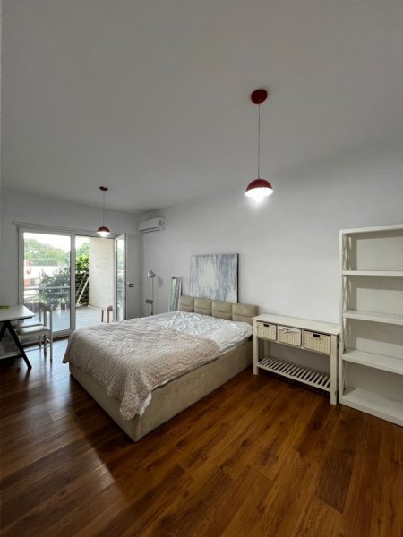 Tirane, shitet apartament 2+1+Ballkon, Kati 2, 104 m2 178,000 € (Rezidenca Kodra e Diellit 1)
