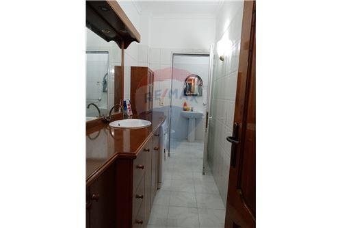 Tirane, jepet me qera apartament 2+1, Kati 4, 80 m2 450 € (Pazari i Ri, Shqipëri)
