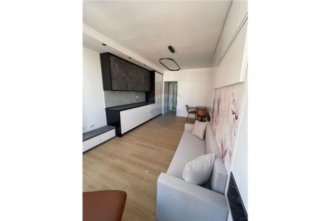 Tirane, shitet apartament 1+1, Kati 4, 36 m2 88,000 € (Komuna e Parisit)