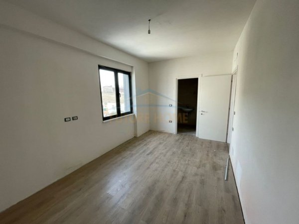Tirane, shitet apartament 3+1+Ballkon, Kati 1, 130 m2 208,000 € (Jordan misja)