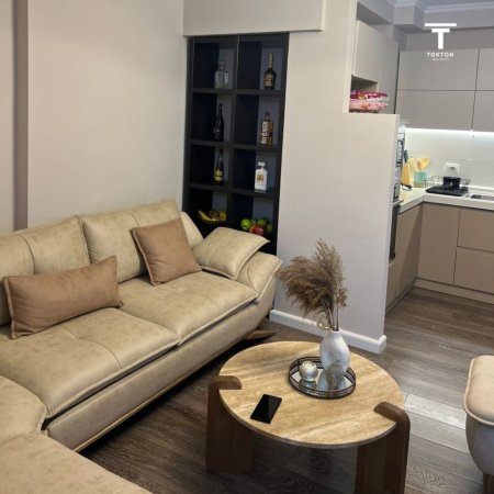 Tirane, shitet apartament 2+1, , 108 m2 200,000 € (Xhamllik, Tiranë)