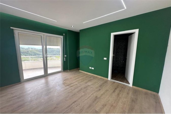Tirane, shitet apartament 2+1, Kati 1, 97 m2 97,000 € (Rruga e Dajtit - Rruga e Dajtit - Fresku, Shqipëri)