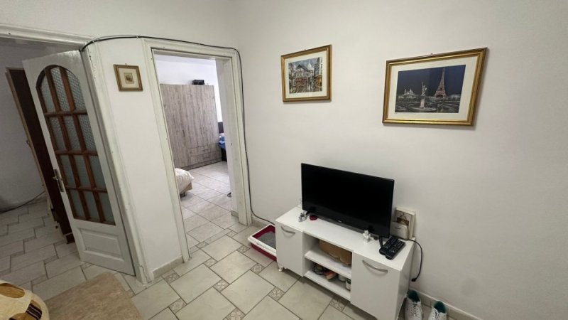 Tirane, jepet me qera apartament 2+1, Kati 2, 64 m2 350 € (Xhamllik)