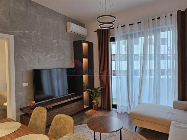 Tirane, shitet apartament 2+1+Ballkon, Kati 2, 80 m2 185,000 € (Kodra e Diellit 2)