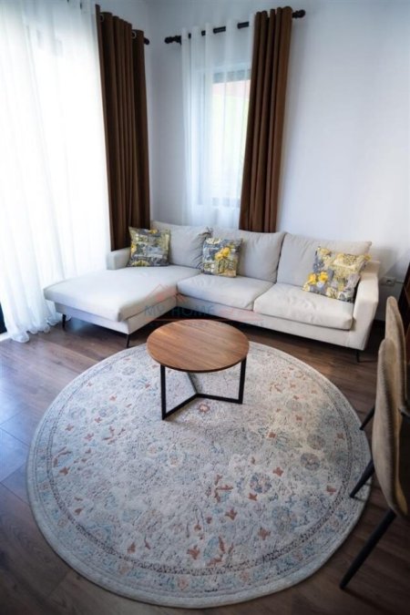 Tirane, shitet apartament 2+1+Ballkon, Kati 2, 80 m2 185,000 € (Kodra e Diellit 2)