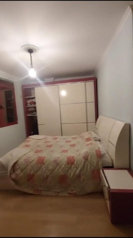 Tirane, jepet me qera apartament 1+1, Kati 6, 80 m2 400 € (YZBERISHT)