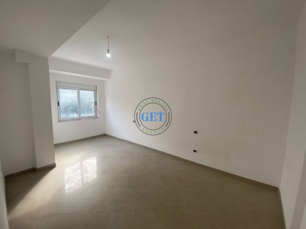 Durres, shitet apartament 1+1, Kati 2, 55 m2 65,000 € (Plazh,Iliria)