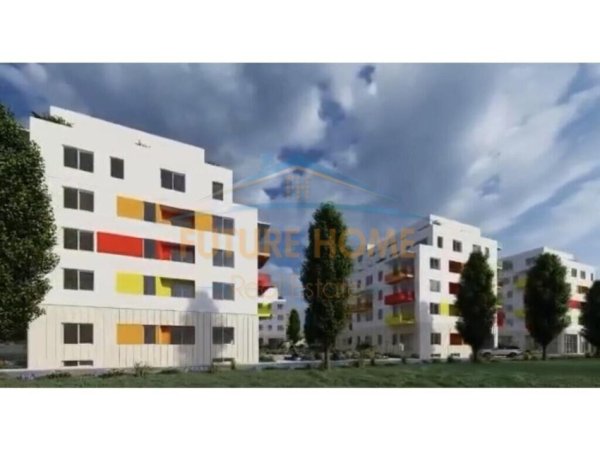 Tirane, shitet apartament 2+1+Ballkon, Kati 2, 97 m2 135,000 € (Bulevardi migjeni)