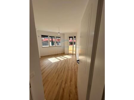 Tirane, shitet apartament 1+1, Kati 5, 70 m² 135,000 € (Rruga Elbasanit)